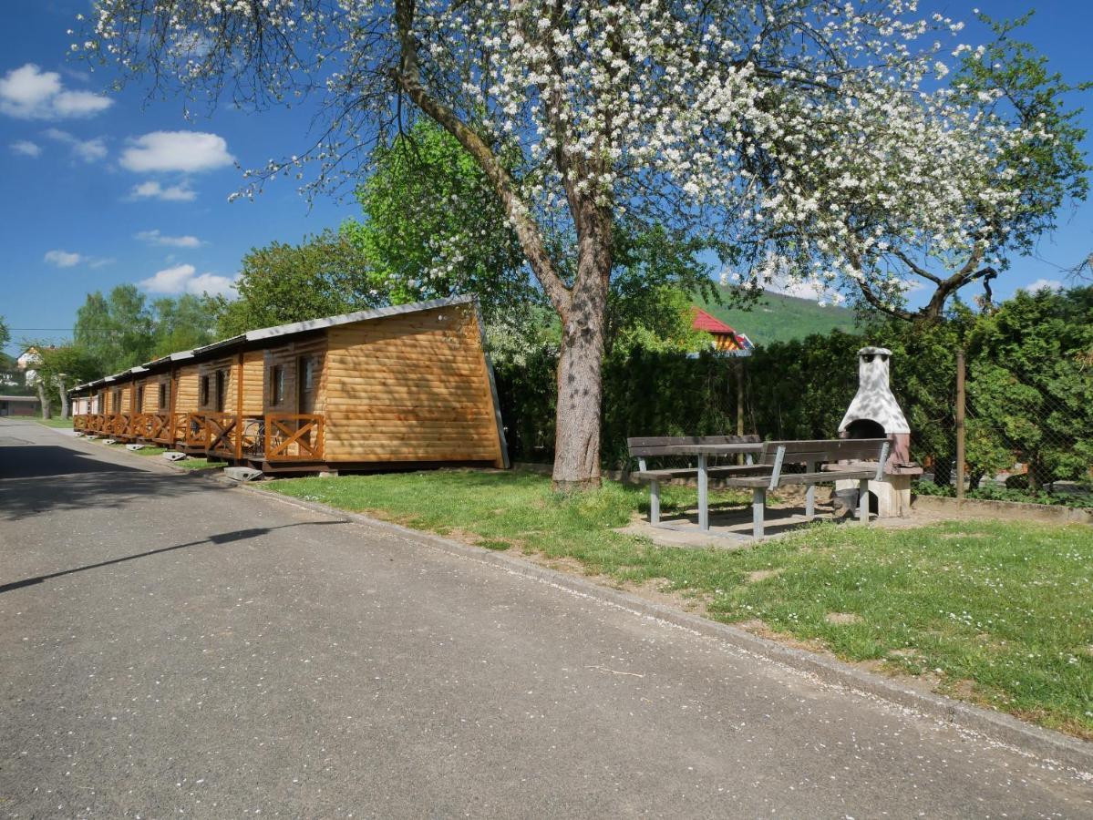 Hotel Camping Roznov Rožnov pod Radhoštěm Esterno foto