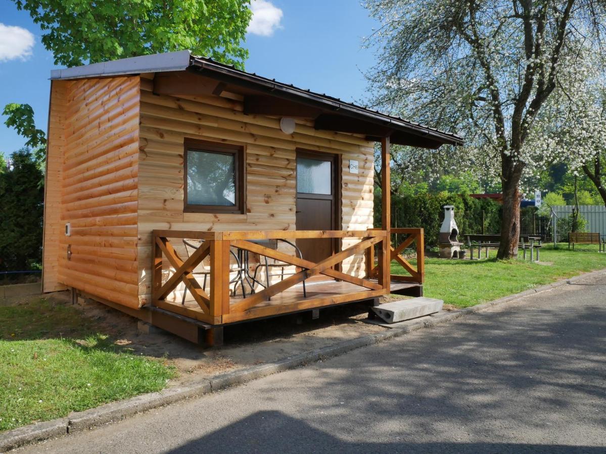 Hotel Camping Roznov Rožnov pod Radhoštěm Esterno foto