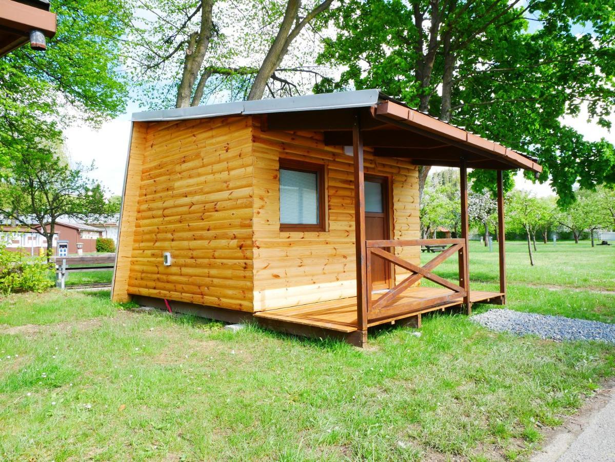 Hotel Camping Roznov Rožnov pod Radhoštěm Esterno foto