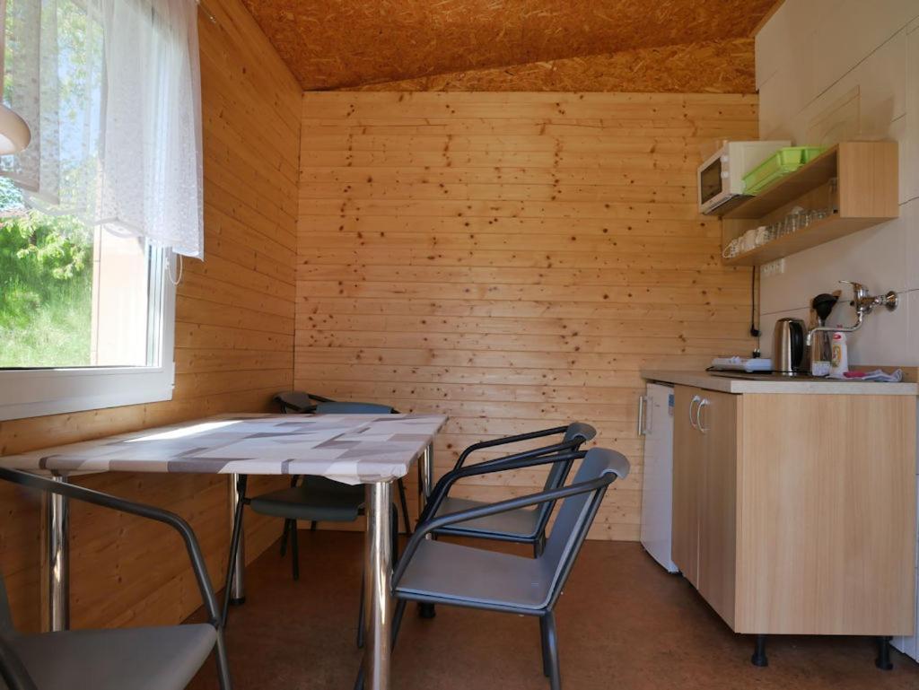 Hotel Camping Roznov Rožnov pod Radhoštěm Esterno foto